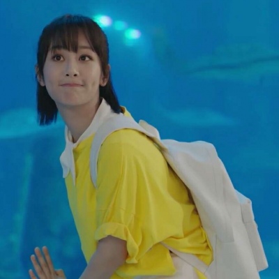 佟年韩商言情侣头像