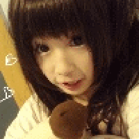 闪动的女生头像