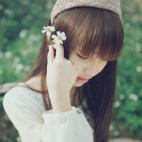 等待唯美女生头像