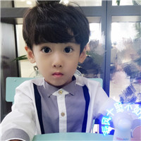 帅气小正太王涵喆头像