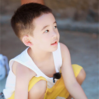 小小春jasper超可爱头像