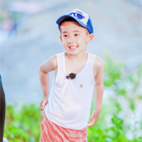 小小春jasper超可爱头像