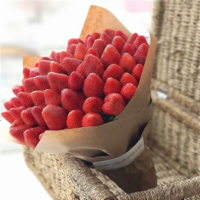 草莓花束图片高清头像