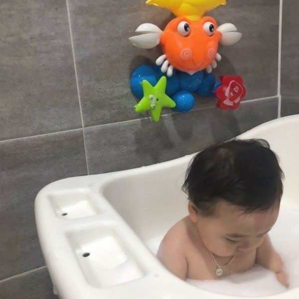 萌娃洗澡的头像