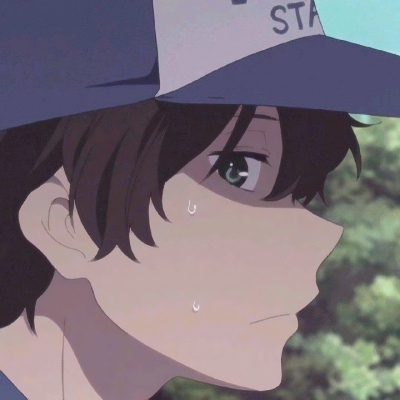 动漫棒球帽男生头像