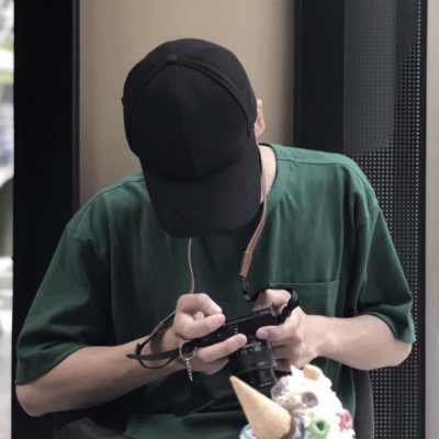 帅气网图男头像