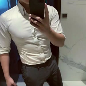 高清撩人的衬衫控系领带男生头像图片