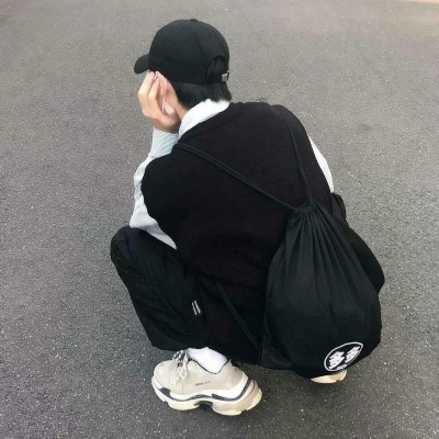 高清帅气的现代风格男生头像图片