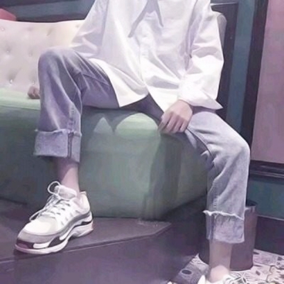 qq头像男生腿部帅气