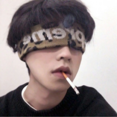 高清真人的超酷男生头像超拽高冷图片