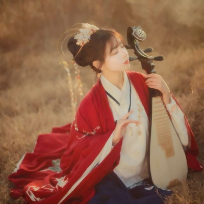 古风红衣女子头像高清