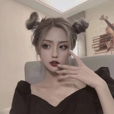 真人御姐高冷头像