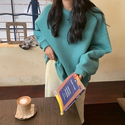 高清好看的女生不露脸上半身图片头像