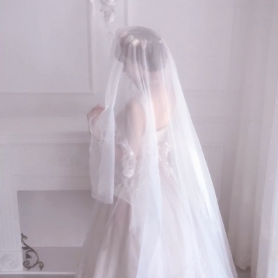 仙气白裙子女生头像