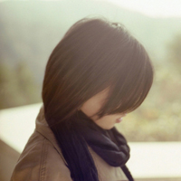 唯美低头头像女生图片