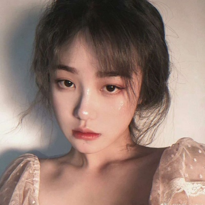 丧系头像强颜欢笑女,女生头像图片