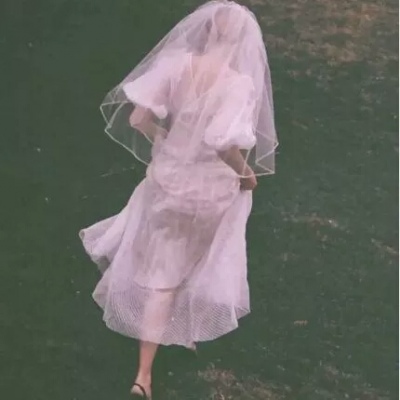 披头纱女生头像个性