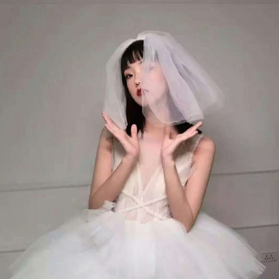 披头纱女生头像个性