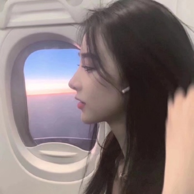 帅气酷女生头像