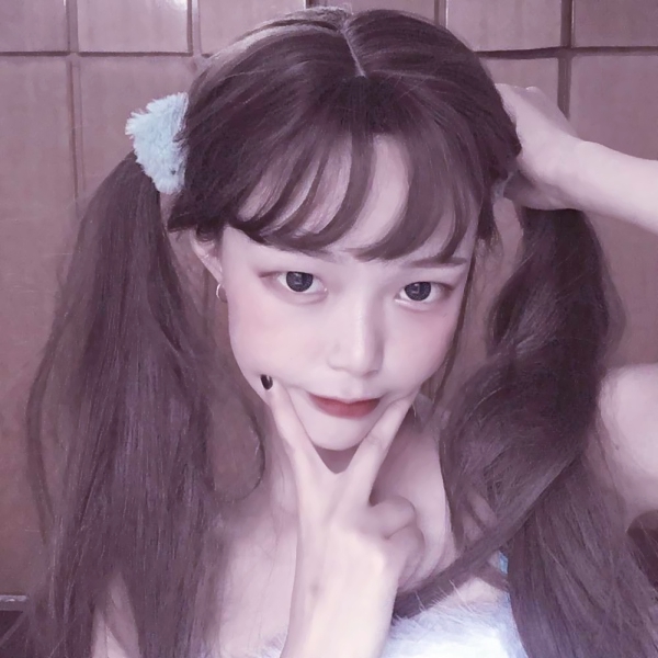 超清可爱的女头像正脸图片