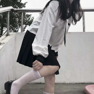 高清不露脸的女生jk闺蜜部位头像图片