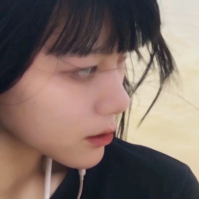 高清漂亮的小姐姐头像侧脸图片
