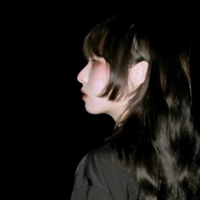 网图女生霸气高冷头像