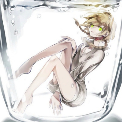 二次元瓶中女生头像