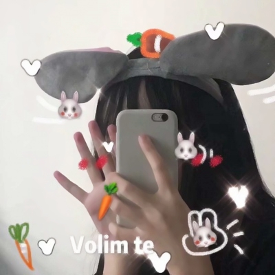 可爱女生头像带有贴纸