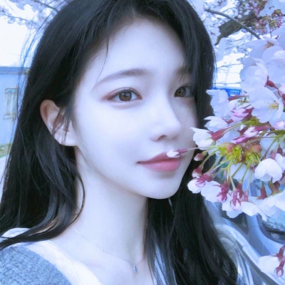 qq网红好看女生头像