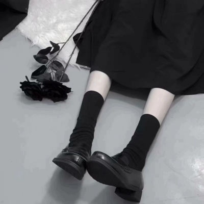 黑色系女头,女生头像图片