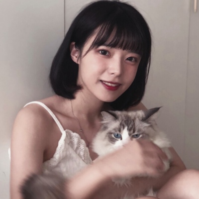 闺蜜头像短发两张