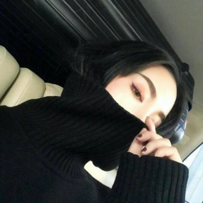 暗黑系女生头像真人