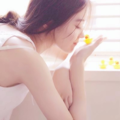 高清好看的qq头像女生唯美侧面图片