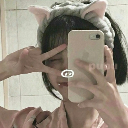 可爱女生手机控头像图片