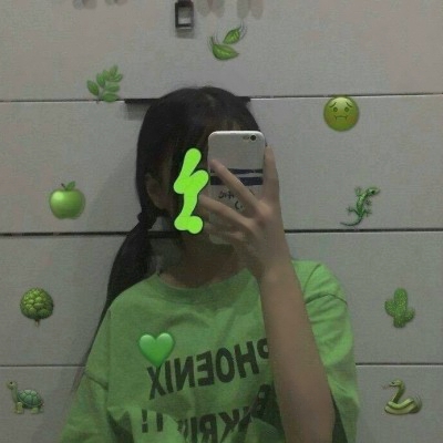 女头手机遮脸少女,女生头像图片