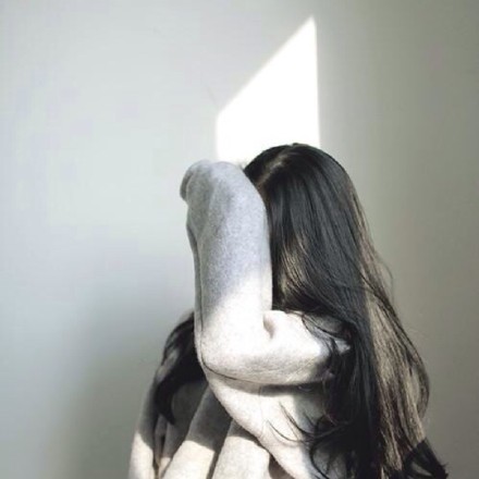 好看的qq头像女生挡脸