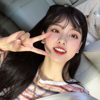 甜甜的女生头像