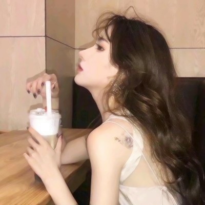 qq头像女生2019最潮流