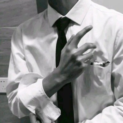 情侣头像白衬衫不露头