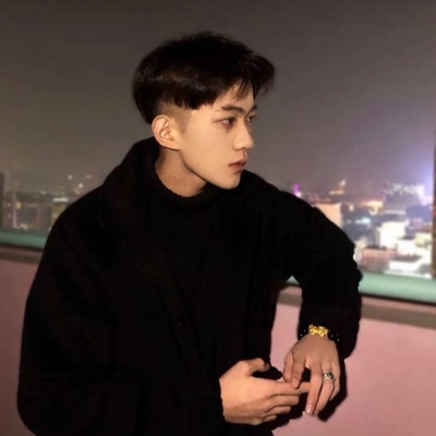 帅气潮男抖音头像