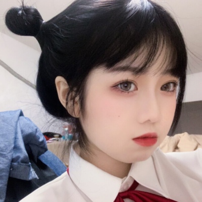 18岁真人少女图片头像