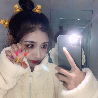 手机控头像女超拽可爱