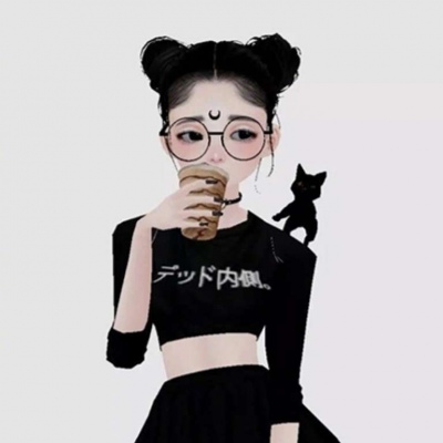 动漫闺蜜头像涂口红