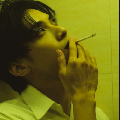 高冷成熟头像男