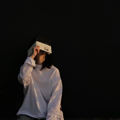 高冷气质微丧女头,女生头像图片