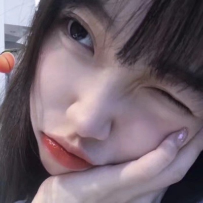 成熟温柔女头像