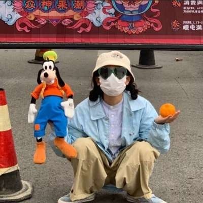 沙雕女头像真人