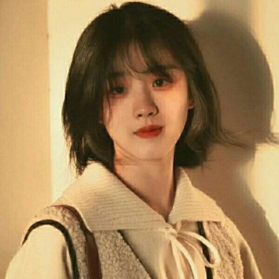 抖音上的真人女头像