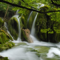 大气磅礴气吞山河的瀑布图片头像